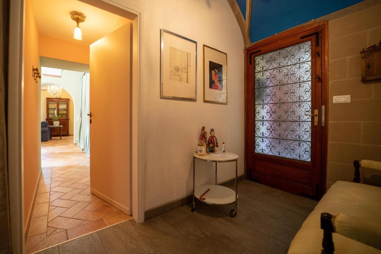 La Loggia Dei Frati Διαμέρισμα Cannero Riviera Εξωτερικό φωτογραφία